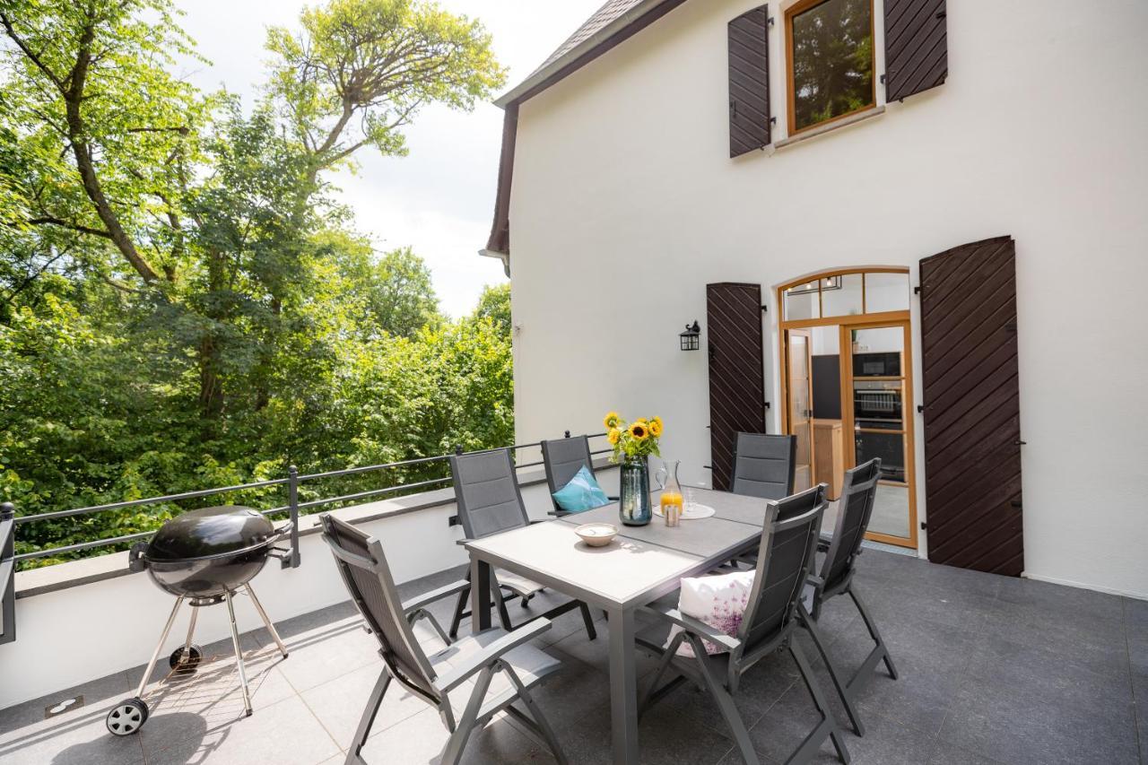 Landhaus Karbach Komplett Oder Einzelne Wohneinheiten Villa Inkl Sauna Bzw Waldhaeuschen Hirten Ngoại thất bức ảnh