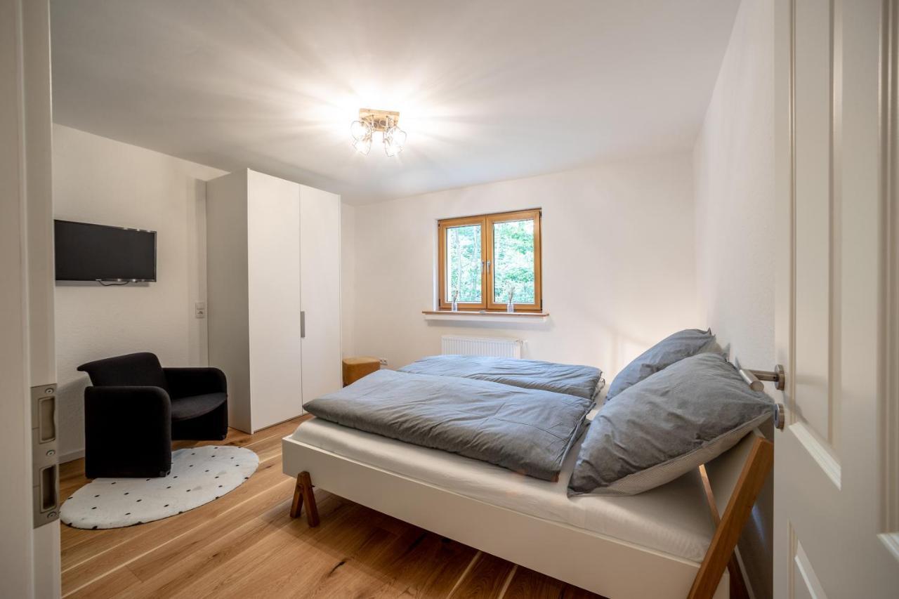 Landhaus Karbach Komplett Oder Einzelne Wohneinheiten Villa Inkl Sauna Bzw Waldhaeuschen Hirten Ngoại thất bức ảnh